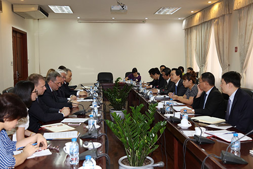 MPEI delegation visits Vietnam