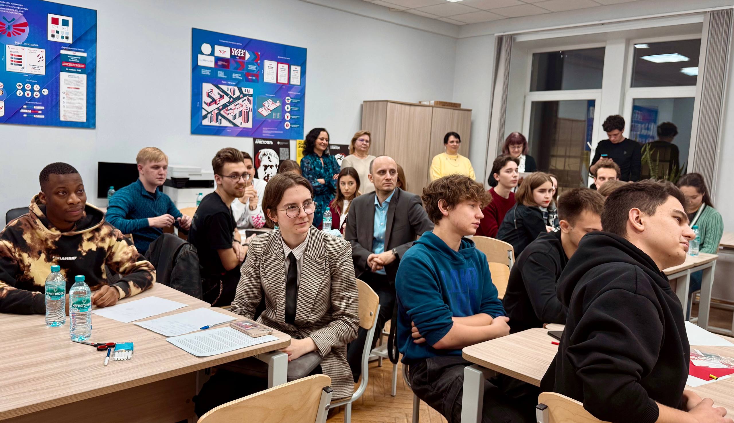 9c8d1e51-d239-4184-a3bf-0e8136dabe86.jfif