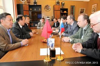 During negotiations with delegation of Xian Universuty.