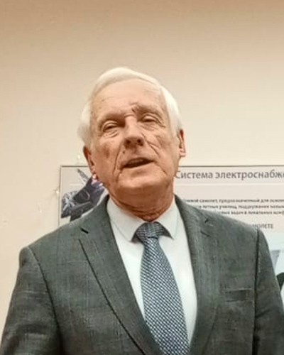 komarov.jpg