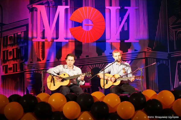 Городской патриотический фестиваль молодежного творчества Салют, Победа! в МЭИ